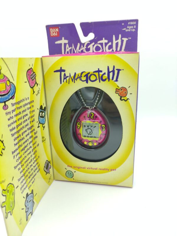 Tamagotchi Original P1/P2 Purple w/ yellow clock Bandai 1997 English Boutique-Tamagotchis 2