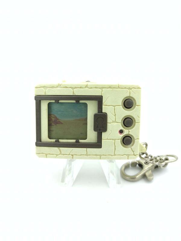 Digimon Digivice Digital Monster Ver 2 White with grey Bandai Buy-Tamagotchis 4