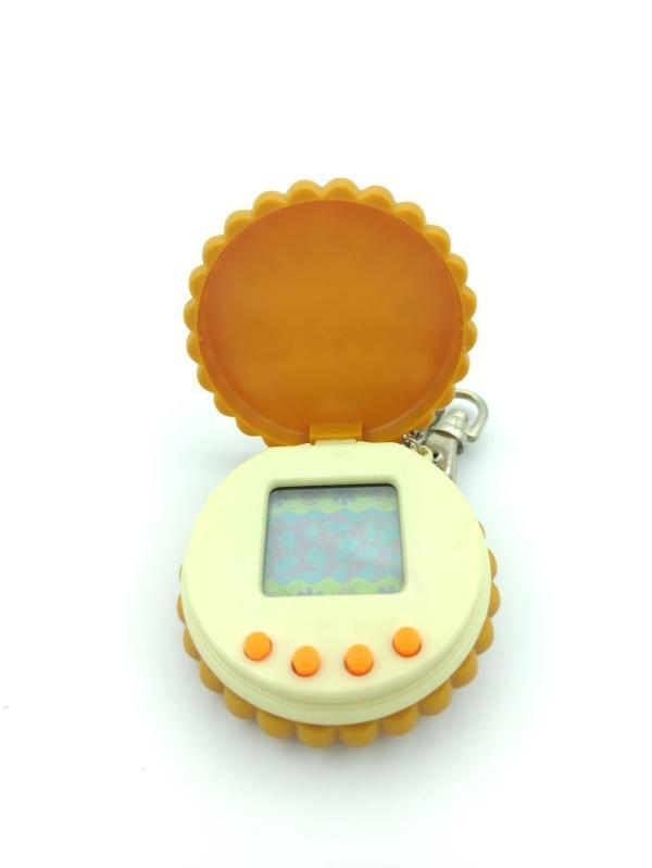 Pocket biscuit Virtual pet Toy NTV 1997 Cream electronic toy Buy-Tamagotchis 2
