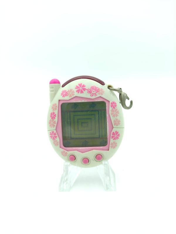 Tamagotchi Keitai Kaitsuu Tamagotchi Plus White Flower Bandai Buy-Tamagotchis 2