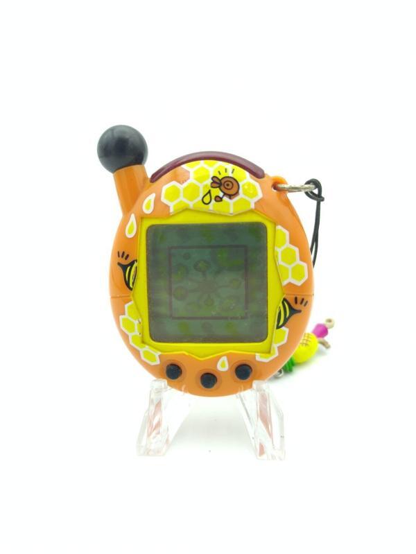 Tamagotchi Entama Chou Jinsei Enjoi Plus Honey orange Bandai Buy-Tamagotchis 2