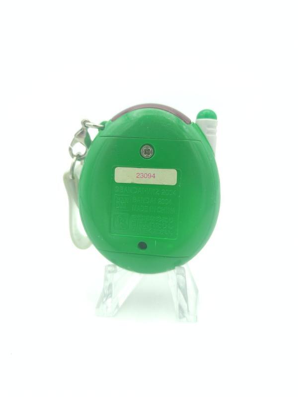 Tamagotchi Keitai Kaitsuu Tamagotchi Plus Hanerutchi White w/ green Buy-Tamagotchis 3