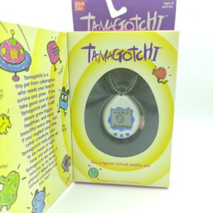 Tamagotchi Original P1/P2 White w/ spirals Bandai 1997 Virtual pet Boutique-Tamagotchis 5