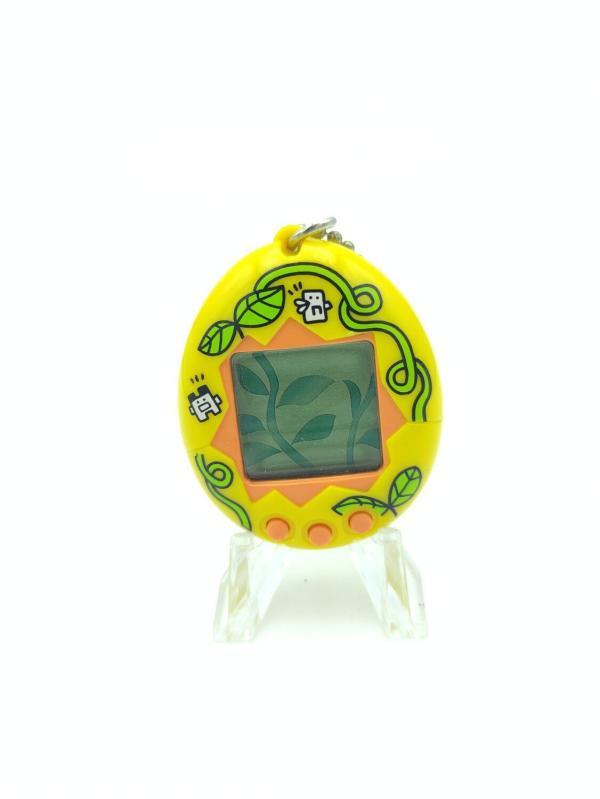Tamagotchi Morino Forest Mori de Hakken! Tamagotch Yellow Bandai 1997 Buy-Tamagotchis 2