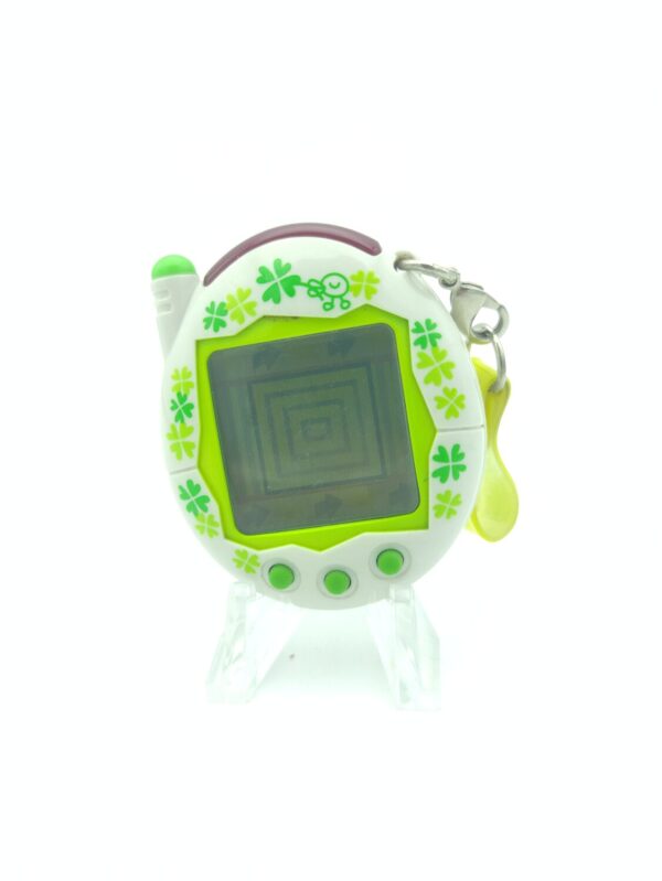 Tamagotchi Keitai Kaitsuu Tamagotchi Plus White Clover Bandai Boutique-Tamagotchis