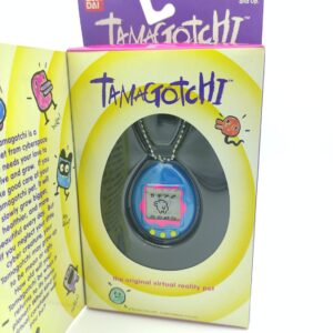 Tamagotchi Original P1/P2 blue w/ pink Bandai 1997 English Boutique-Tamagotchis