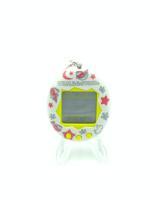 Tamagotchi Original P1/P2 Red 1997 English Asian Design Singapore Buy-Tamagotchis 4