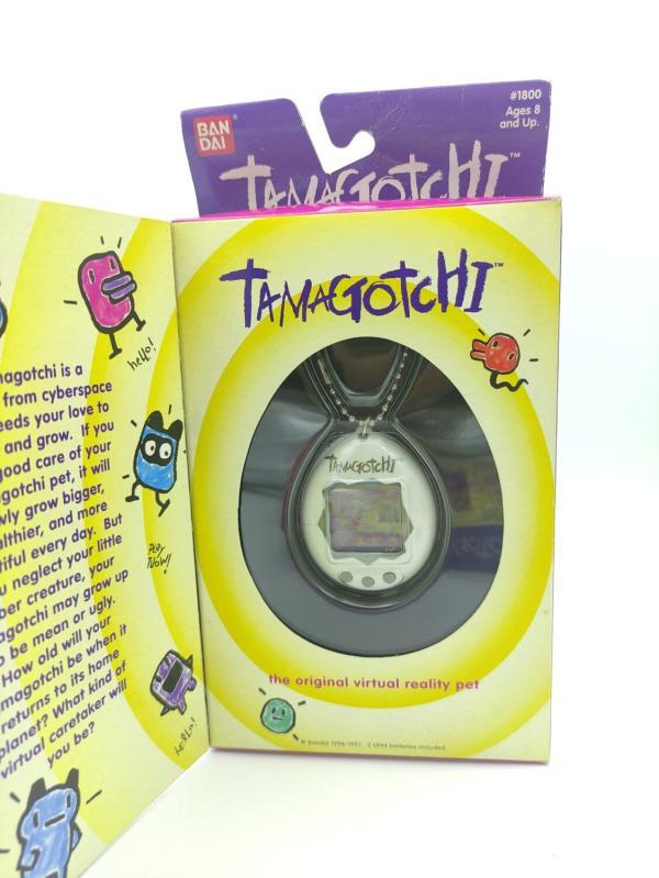Tamagotchi Original P1/P2 White w/ grey Bandai 1997 English Buy-Tamagotchis 2