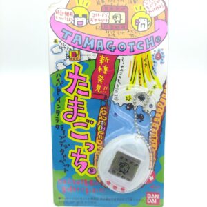 Tamagotchi Original P1/P2  White w/ blue Bandai 1997 Boutique-Tamagotchis 5