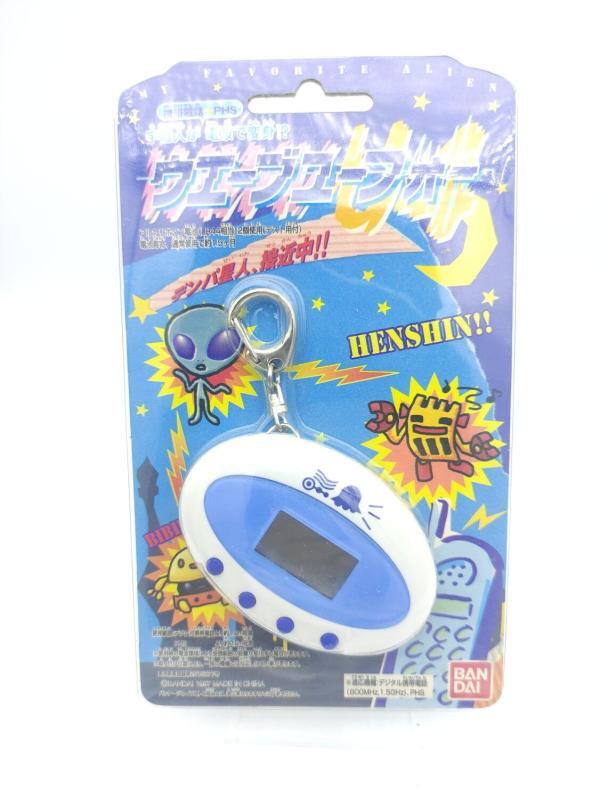 Wave U4 White in Box Alien Virtual Pet Bandai Japan White w/ blue Buy-Tamagotchis 2