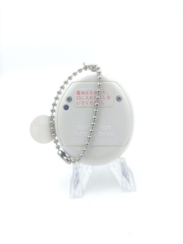 Tamagotchi Original P1/P2 White w/ blue Original Bandai 1997 Buy-Tamagotchis 3