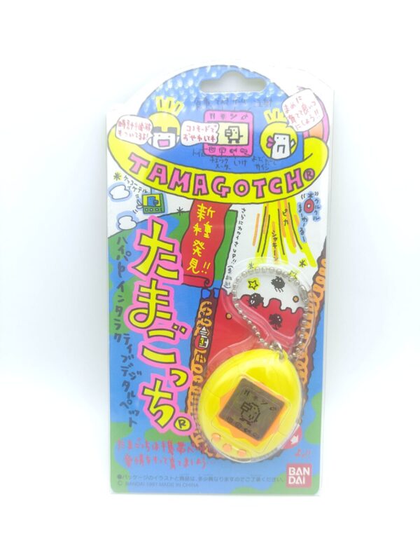 Tamagotchi Original P1/P2 Yellow w/orange Bandai 1997 boxed Boutique-Tamagotchis