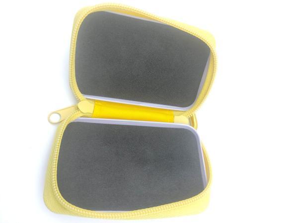 TAMAGOTCHI Small bag yellow Bandai Buy-Tamagotchis 4 TAMAGOTCHI Small bag yellow Bandai Buy-Tamagotchis 4