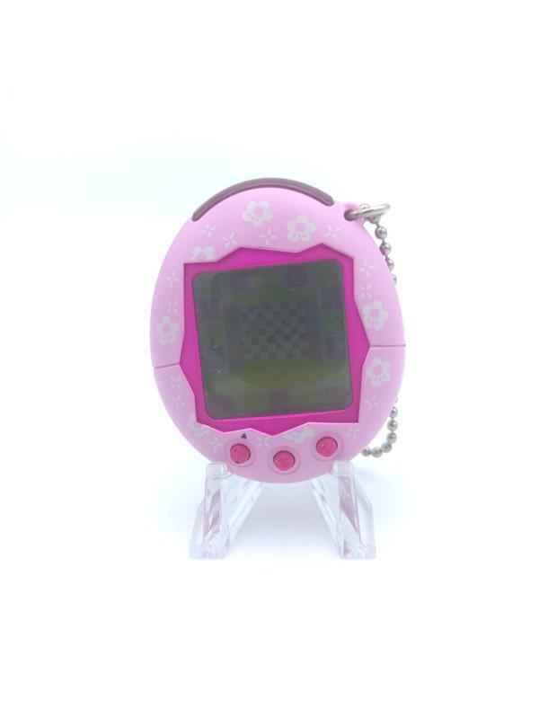 Tamagotchi Plus Connection Version 1 Pink Flowers bandai Buy-Tamagotchis 2