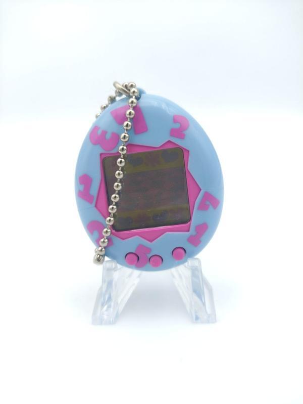 Tamagotchi Original P1/P2 blue w/ pink Bandai 1997 English Buy-Tamagotchis 2
