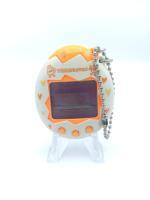 Tamagotchi Osutchi Mesutchi White w/ orange Bandai japan Buy-Tamagotchis 3
