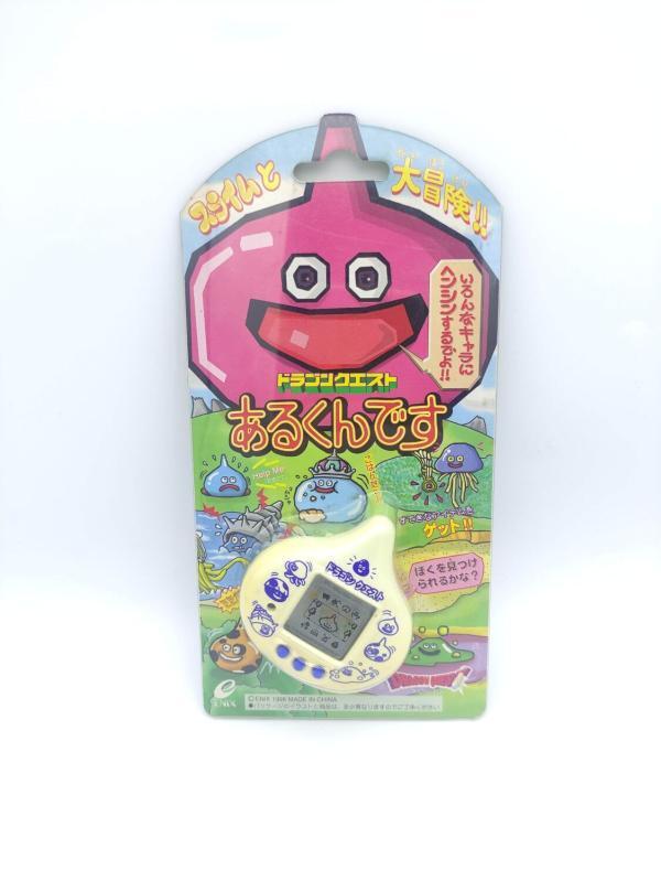 Dragon Quest Slime Virtual Pet Pedometer Arukundesu Enix White w/ blue Buy-Tamagotchis 2