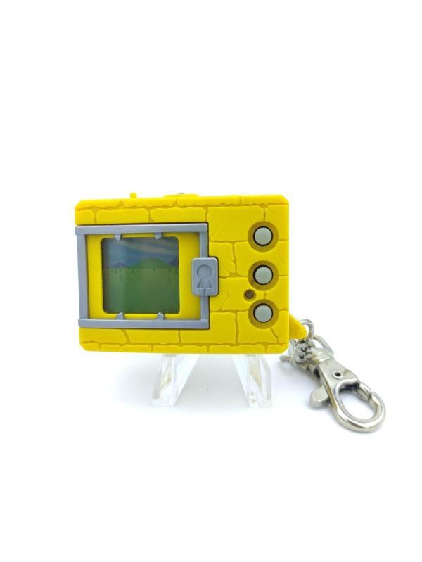 Digimon Digivice Digital Monster Ver 1 yellow w/ grey Bandai Buy-Tamagotchis 2