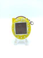Tamagotchi Keitai Kaitsuu! Tamagotchi Plus Akai Caramel Bandai Yellow Buy-Tamagotchis 3