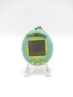 Tamagotchi Original P1/P2 Mint w/ yellow Bandai Japan 1997 Buy-Tamagotchis 3