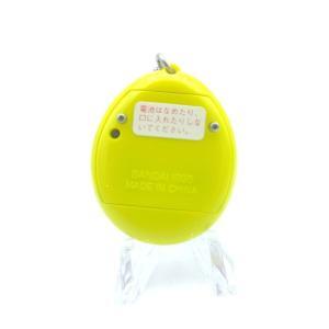 Tamagotchi Original P1/P2 Yellow w/ orange Bandai 1997 Buy-Tamagotchis 2