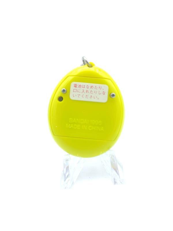 Tamagotchi Original P1/P2 Yellow w/ orange Bandai 1997 Buy-Tamagotchis 3