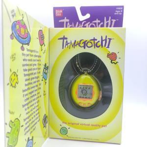 Tamagotchi Original P1/P2 Yellow w/orange Bandai 1997 Buy-Tamagotchis