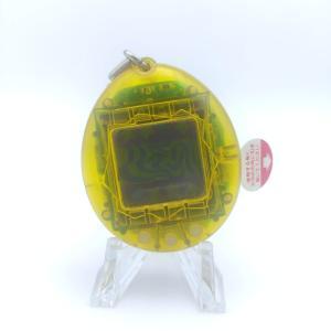 Tamagotchi Original P1/P2 white w/ green Bandai 1997 English Buy-Tamagotchis 6