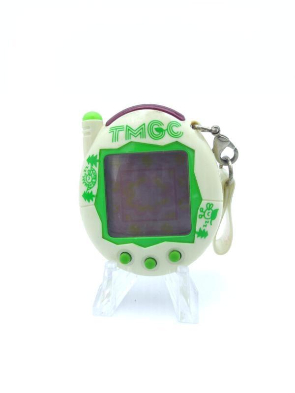 Tamagotchi Keitai Kaitsuu! Tamagotchi Plus Akai Natural White Bandai Buy-Tamagotchis 2