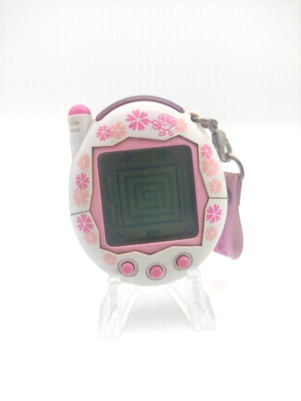 Tamagotchi Keitai Kaitsuu Tamagotchi Plus White Flower Bandai Buy-Tamagotchis 2