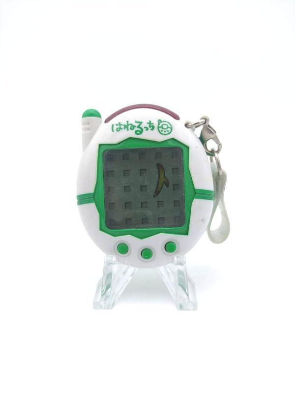 Tamagotchi Keitai Kaitsuu Tamagotchi Plus Hanerutchi White w/ green Buy-Tamagotchis 2