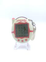 Tamagotchi Keitai Kaitsuu Tamagotchi Plus Hanerutchi White w/ red Buy-Tamagotchis 3