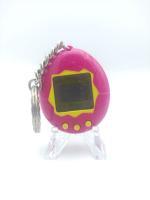 Tamagotchi Original P1/P2 Purple w/ yellow Original Bandai 1997 English Buy-Tamagotchis 3