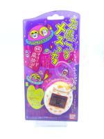 Tamagotchi Osutchi Mesutchi White w/ orange Bandai japan boxed Buy-Tamagotchis 3