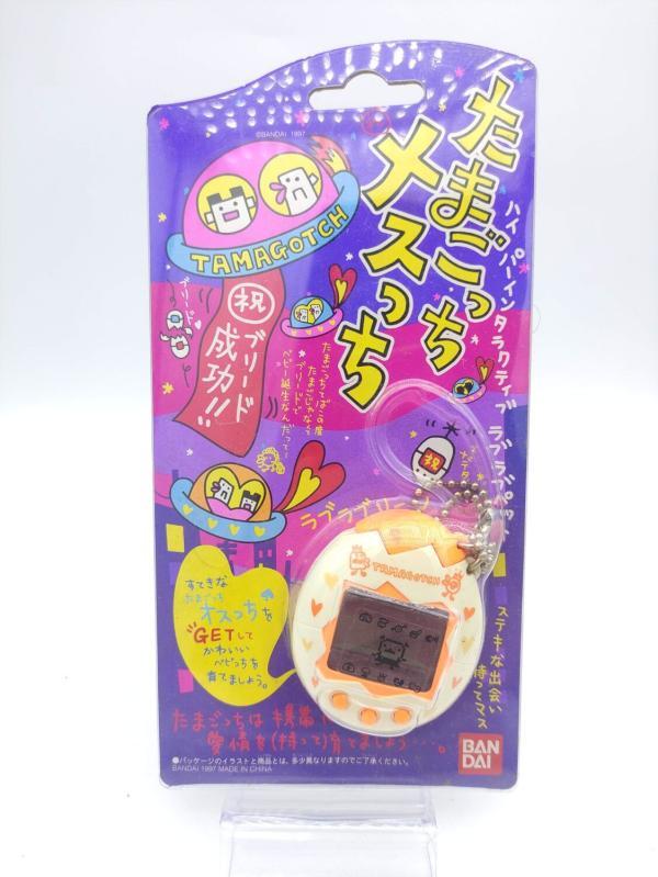 Tamagotchi Osutchi Mesutchi White w/ orange Bandai japan boxed Buy-Tamagotchis 2