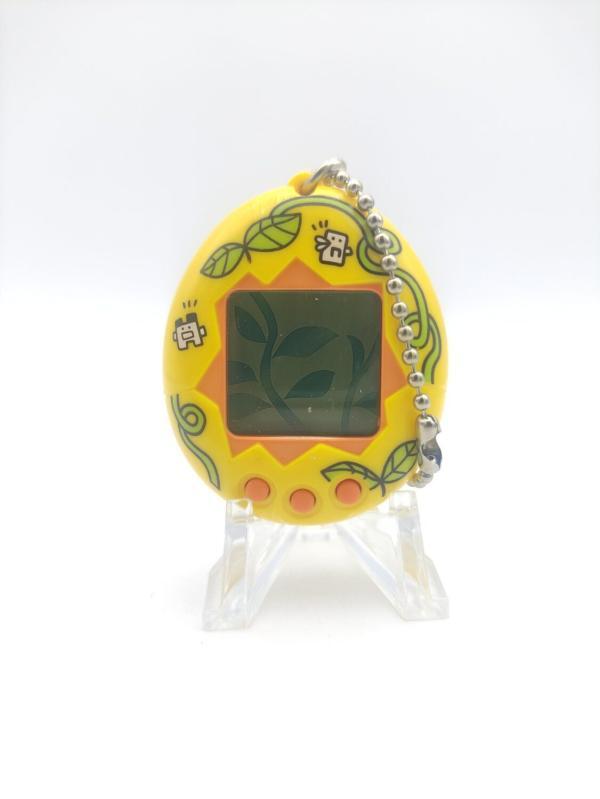 Tamagotchi Morino Forest Mori de Hakken! Tamagotch Yellow Bandai 1997 Buy-Tamagotchis 2