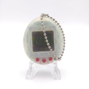 Tamagotchi Original P1/P2 Clear White Original Bandai 1997 Boutique-Tamagotchis 5