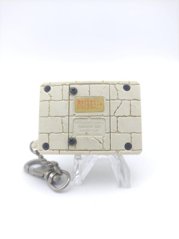 Digimon Digivice Digital Monster Ver 2 White w/ grey Bandai Buy-Tamagotchis 3