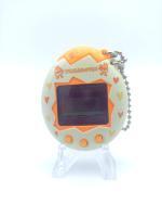 Tamagotchi Osutchi Mesutchi White w/ orange Bandai japan Buy-Tamagotchis 3