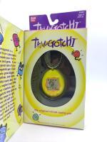 Tamagotchi Original P1/P2 Yellow w/orange Bandai 1997 Buy-Tamagotchis 3