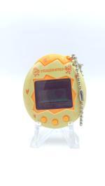 Tamagotchi Osutchi Mesutchi White w/ orange Bandai japan Buy-Tamagotchis 3