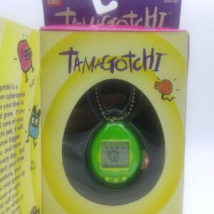 Tamagotchi Original P1/P2 Purple w/ yellow Original Bandai 1997 Boutique-Tamagotchis 5