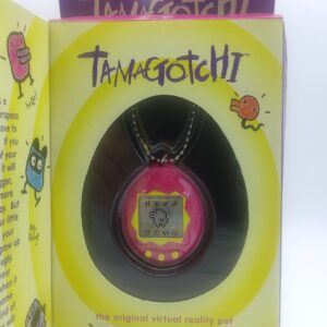 Tamagotchi Original P1/P2 Purple w/ yellow Original Bandai 1997 Boutique-Tamagotchis