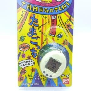 Tamagotchi Original P1/P2 White Bandai 1997 English Buy-Tamagotchis