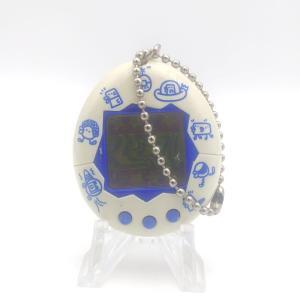 Tamagotchi Original P1/P2 White w/ blue Original Bandai 1997 Buy-Tamagotchis