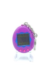 Tamagotchi Original P1/P2 Purple w/ blue Bandai 1997 English Boutique-Tamagotchis 4