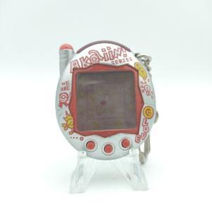 Tamagotchi Keitai Kaitsuu! Tamagotchi Plus Akai “Akaiin!” Silver Buy-Tamagotchis