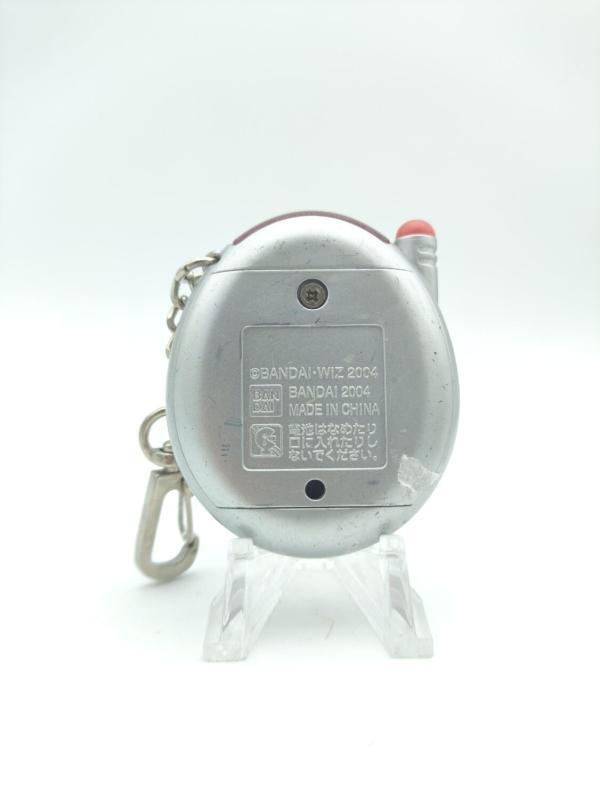 Tamagotchi Keitai Kaitsuu! Tamagotchi Plus Akai “Akaiin!” Silver Buy-Tamagotchis 4