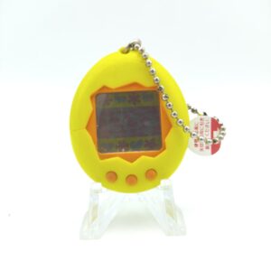 Tamagotchi Original P1/P2 Green w/ yellow Original Bandai 1997 Boutique-Tamagotchis 5