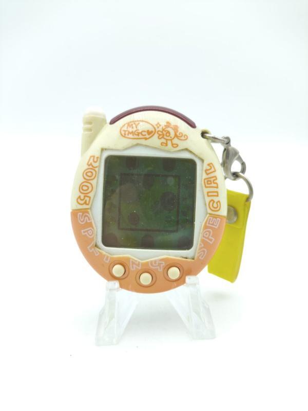 Tamagotchi Keitai Kaitsuu! Tamagotchi Plus Spring Set Buy-Tamagotchis 2